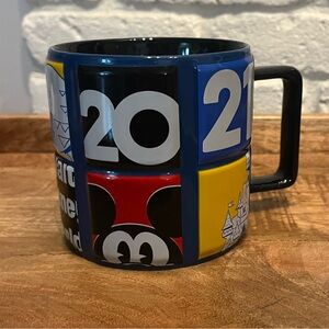 Disney Parks 2021 Mickey and Friends Ceramic Coffee Mug, 18 oz., Like New